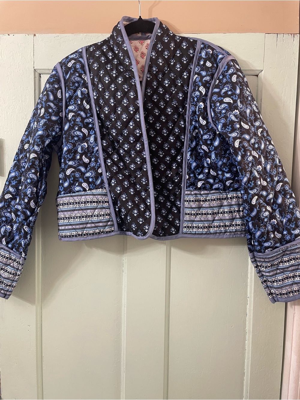 Reversible Quilted Patterned Women's Jacket - Picture 2 of 2